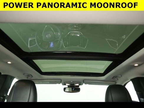 Used 2021 Jeep Cherokee Limited image 3