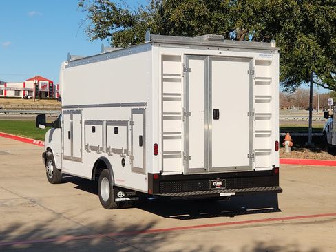 New 2025 Chevrolet Express 4500 w/ Power Convenience Package image 3