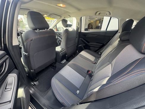 Used 2023 Subaru Crosstrek 2.0i Premium image 10