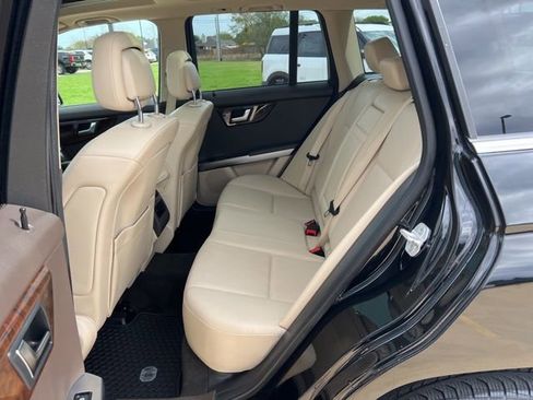 Used 2015 Mercedes-Benz GLK 350 2WD image 15