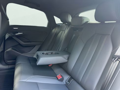 New 2027 Audi Q6 e-tron Premium Plus AWD/4WD image 35