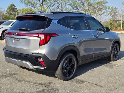 New 2026 Kia Seltos EX image 7