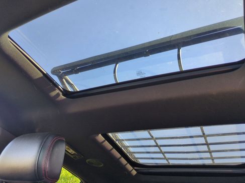 Used 2017 Ford Explorer Sport w/ Equipment Group 401A AWD/4WD image 27