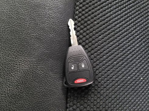 Used 2015 Jeep Compass Latitude AWD/4WD image 32
