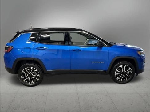 Used 2023 Jeep Compass Limited AWD/4WD image 6