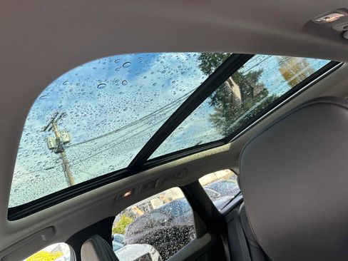 Used 2025 Volvo XC60 B5 Core w/ Climate Package image 23