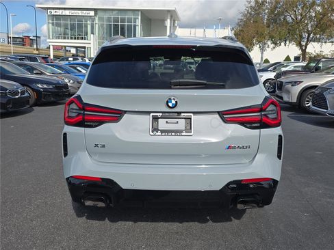 Used 2023 BMW X3 M40i image 4
