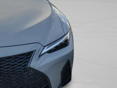 Certified 2025 Lexus IS 350 F Sport image 8