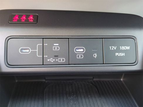 New 2026 Hyundai Kona Limited image 28