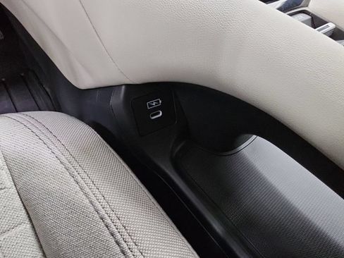 New 2027 Honda HR-V LX image 19