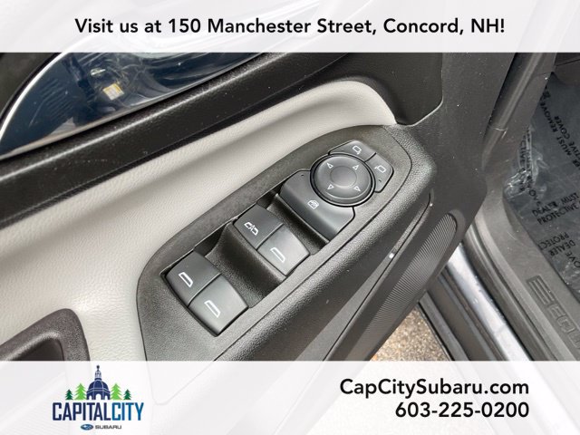 Used 2022 Chevrolet Equinox LS w/ LPO, Floor Liner Package AWD/4WD image 11