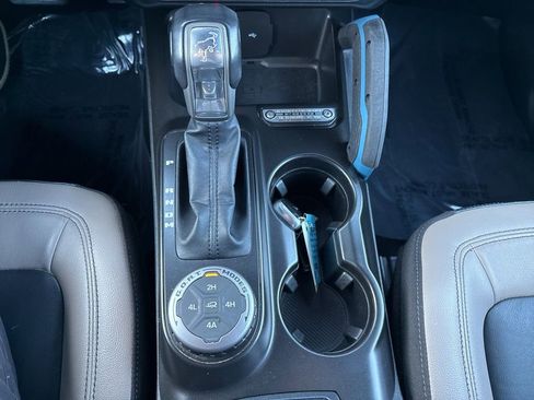 Certified 2022 Ford Bronco Wildtrak image 22