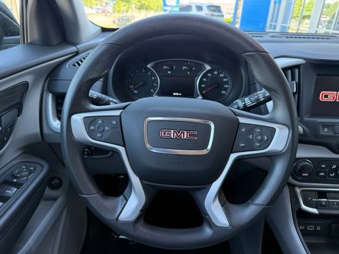 Used 2022 GMC Terrain SLE w/ Driver Convenience Package AWD/4WD image 18