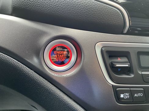 Used 2022 Honda Pilot Special Edition image 28