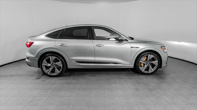 Used 2022 Audi e-tron Prestige w/ Prestige Package AWD/4WD image 8