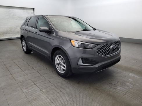 Used 2024 Ford Edge SEL image 13