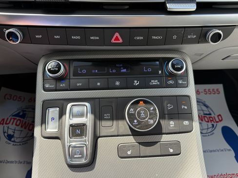 Used 2025 Hyundai Palisade SEL image 23