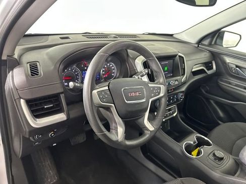 Used 2023 GMC Terrain SLE w/ Elevation Edition image 13