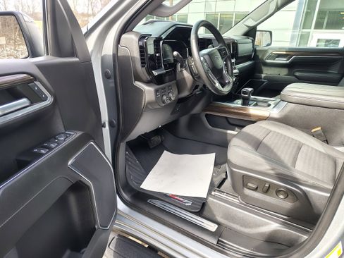 Used 2023 Chevrolet Silverado 1500 LT Trail Boss w/ Protection Package image 18