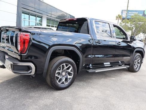 New 2026 GMC Sierra 1500 SLE w/ Max Trailering Package AWD/4WD image 8