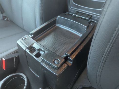 Used 2015 Jeep Wrangler Unlimited Sport w/ Quick Order Package 24S image 28