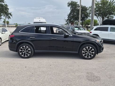 Certified 2025 Mercedes-Benz GLC 350e 4MATIC image 4