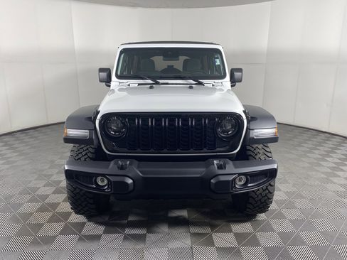 Used 2025 Jeep Wrangler Willys image 10