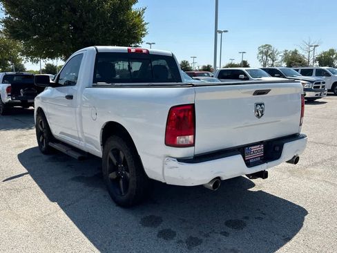 Used 2014 RAM 1500 Express RWD image 3