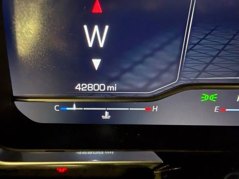 Used 2025 GMC Sierra 1500 SLT image 20