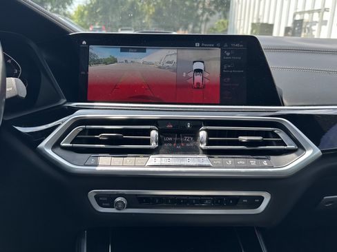 Used 2020 BMW X5 M50i AWD/4WD image 31