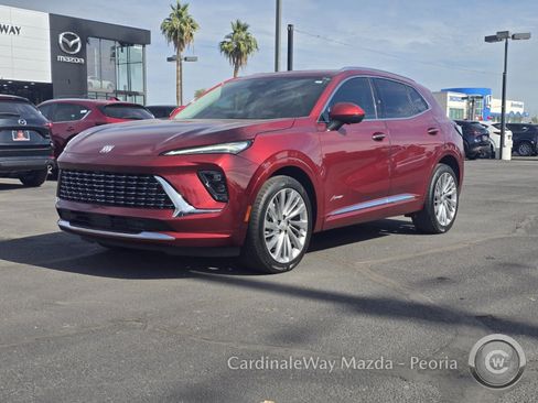 Used 2024 Buick Envision Avenir image 2