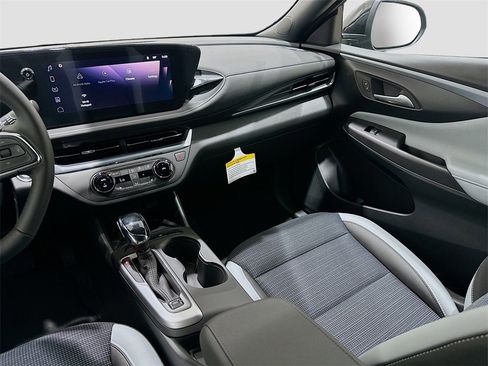 New 2026 Buick Envista Preferred w/ Convenience I Package image 25