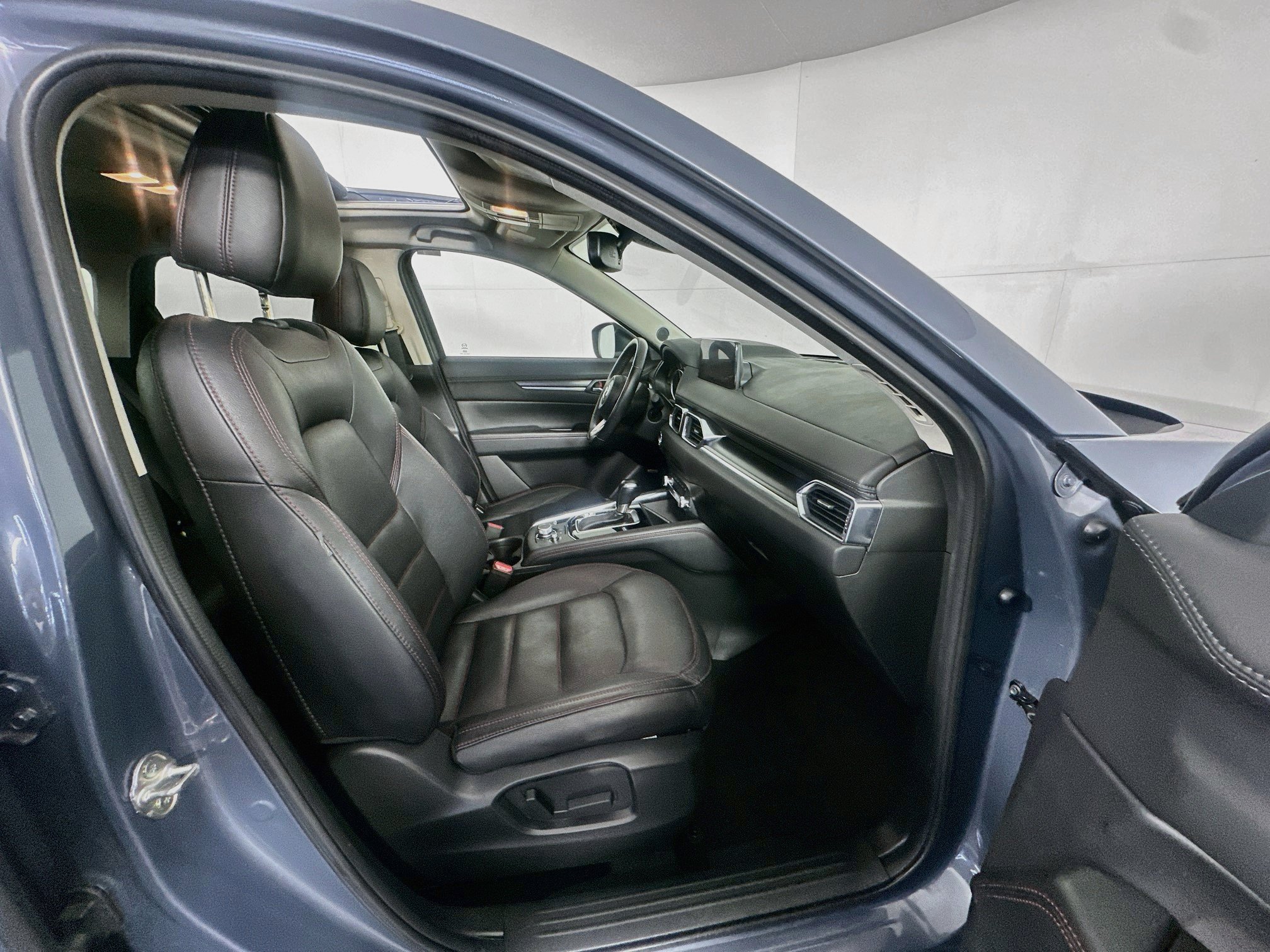 Used 2025 MAZDA CX-5 Carbon Edition AWD/4WD image 32
