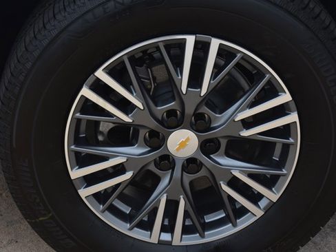 New 2026 Chevrolet Traverse LT w/ LPO, Floor Liner Package image 10