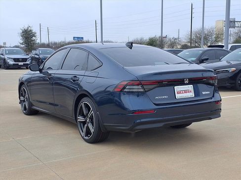New 2026 Honda Accord SE image 2