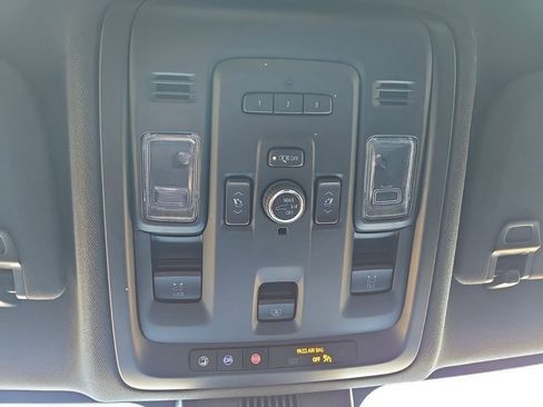 Used 2023 GMC Yukon AT4 w/ Max Trailering Package image 28