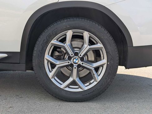 Used 2024 BMW X4 xDrive30i AWD/4WD image 12