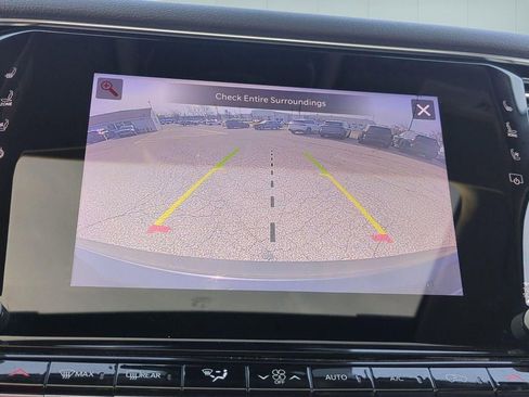 Used 2022 Jeep Wagoneer Series III w/ Premium Group I AWD/4WD image 26