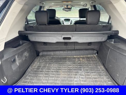 Used 2016 Chevrolet Equinox LTZ w/ Enhanced Convenience Package FWD image 24