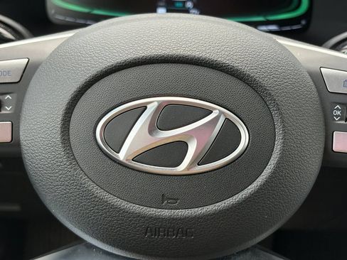 Used 2025 Hyundai Palisade SEL FWD image 29
