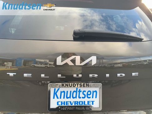 Used 2022 Kia Telluride SX image 9