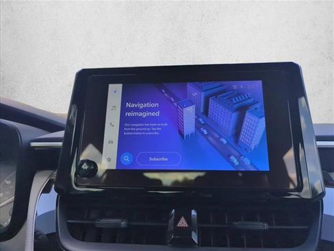 Used 2025 Toyota Corolla LE image 16