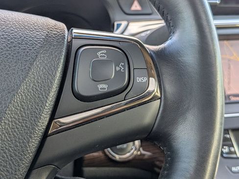 Used 2013 Toyota Avalon Limited image 26