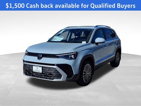 New 2026 Volkswagen Taos SE FWD image 1