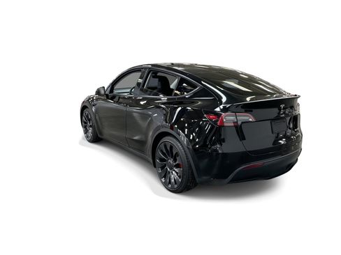 Certified 2023 Tesla Model Y Performance AWD/4WD image 4