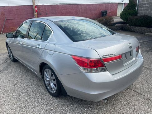 Used 2011 Honda Accord EX-L image 6