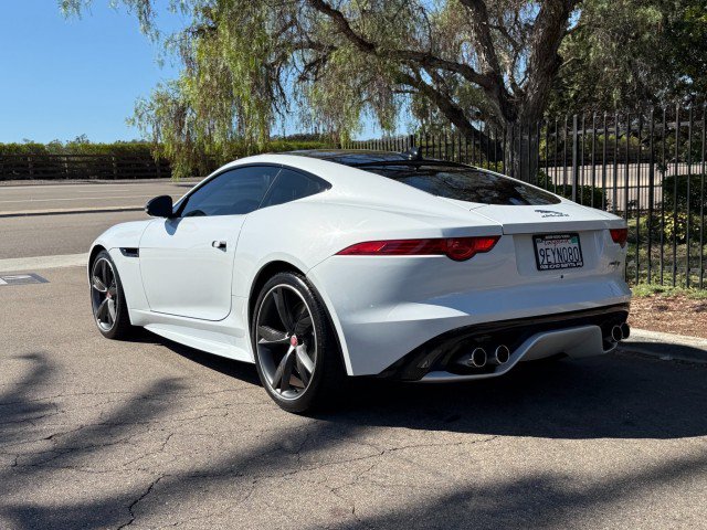 Used 2016 Jaguar F-TYPE R AWD/4WD image 3