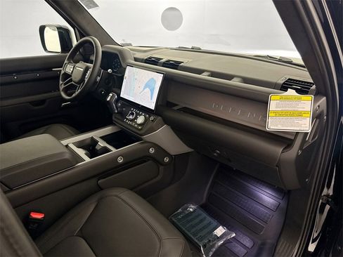 New 2026 Land Rover Defender 130 V8 image 29