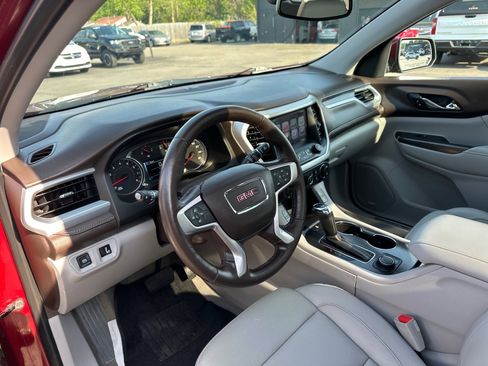 Used 2017 GMC Acadia SLT AWD/4WD image 15