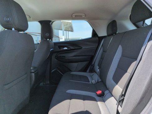 Used 2024 Chevrolet TrailBlazer LS image 23